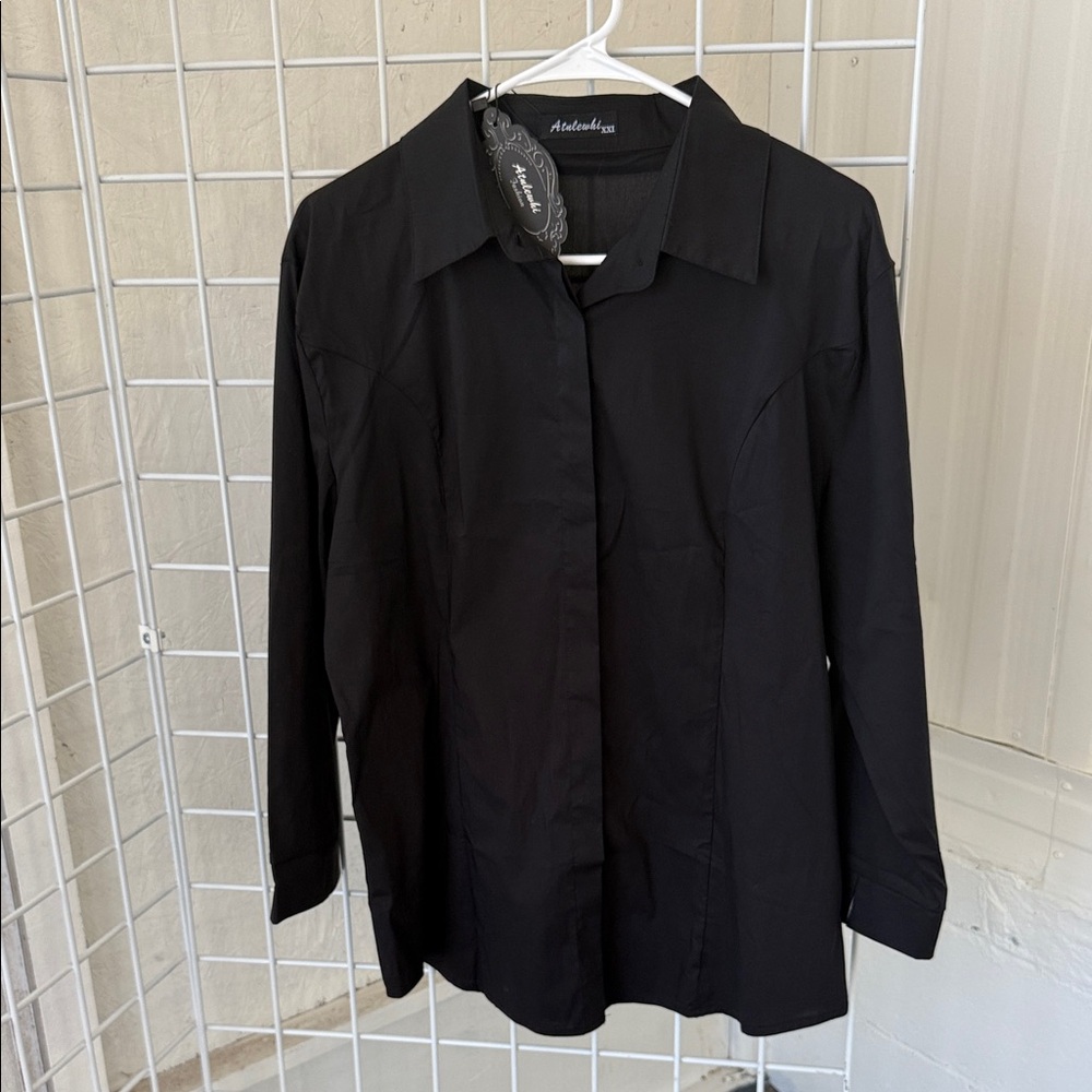 Women's Elegant Black Top